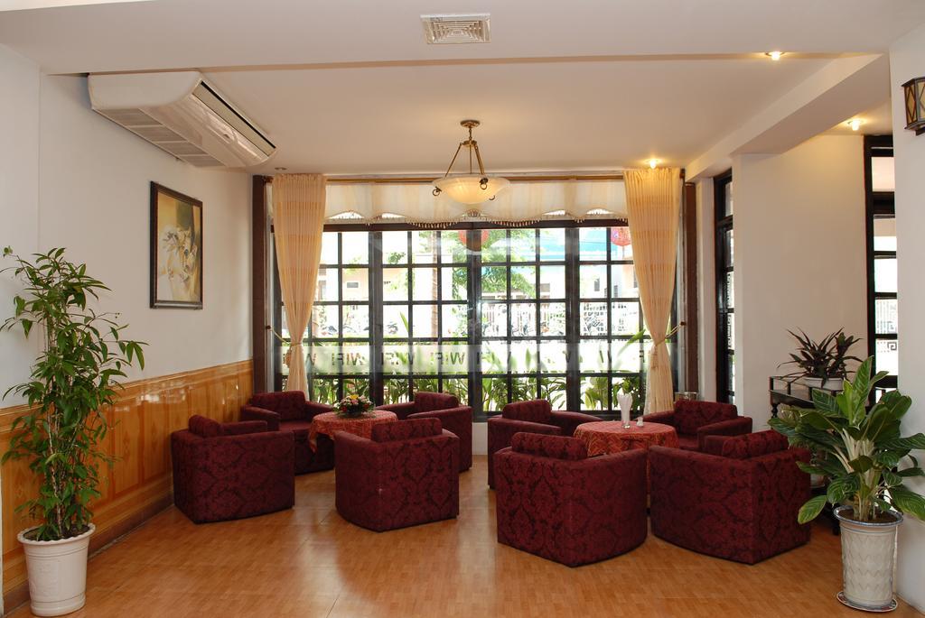 Magnolia Hotel